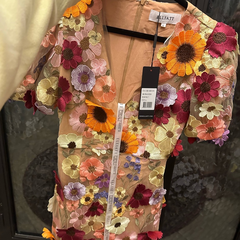 Elliatt Rosalind dress in multi - Picture 4 of 5